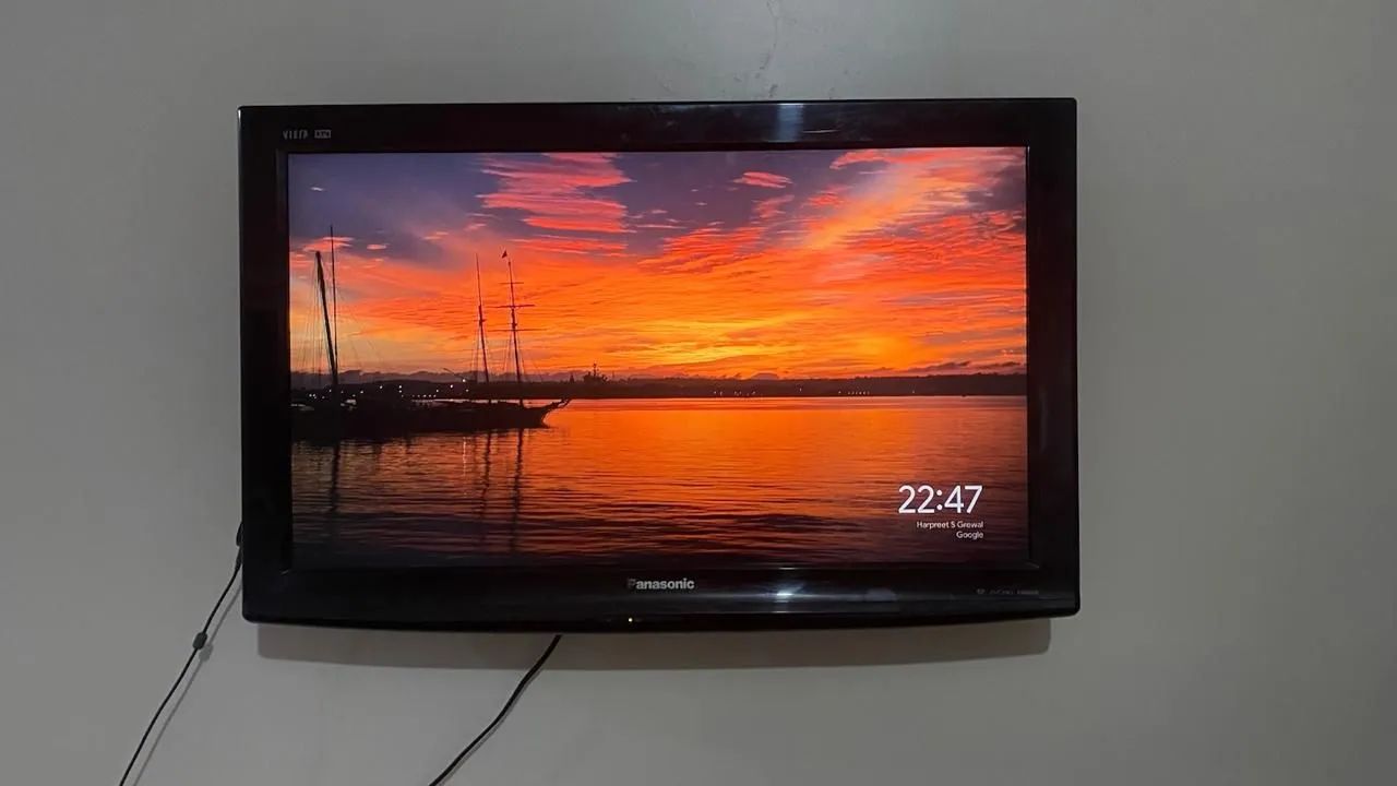TV PANASONIC 32 POLEGADAS  ACOMPANHA CHROMECAST