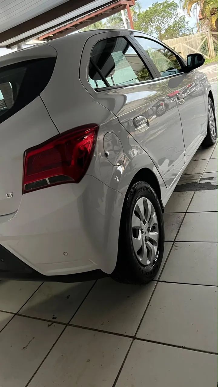 Chevrolet Onix Hatch LT 1.0 8V Flex Mec. 4P 2019