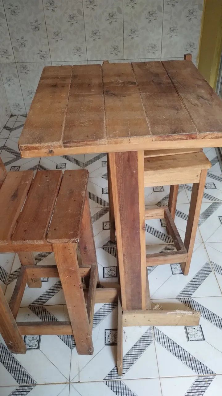 Mesa , cadeiras,bancos - Foto 2