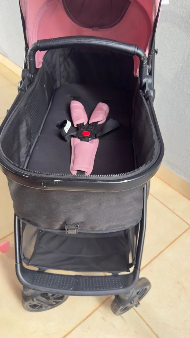 Carrinho de bebê com bebê conforto  - Foto 3