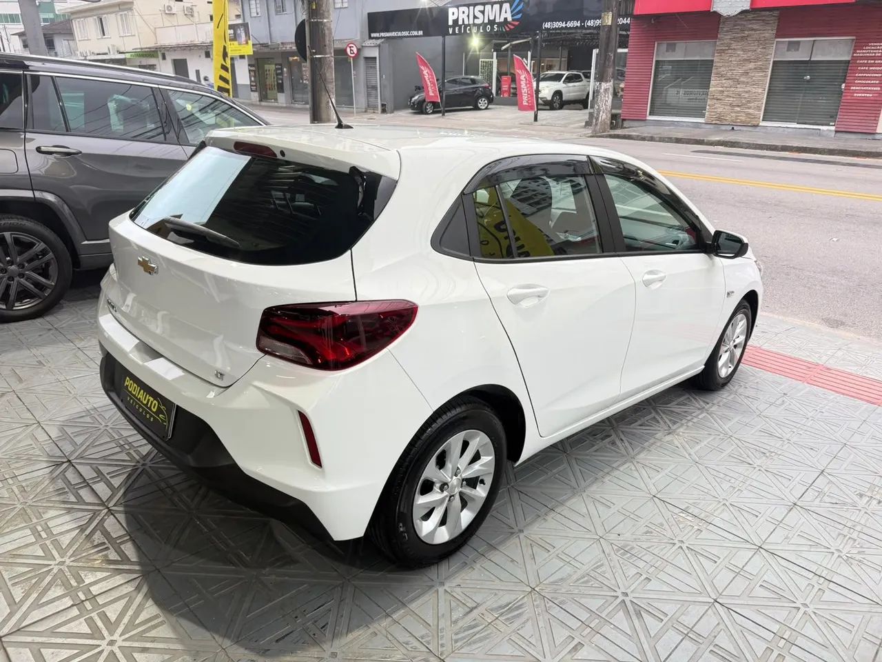 Chevrolet Onix Hatch LT 1.0 12V Flex Mec. 4P 2021 - Foto 5