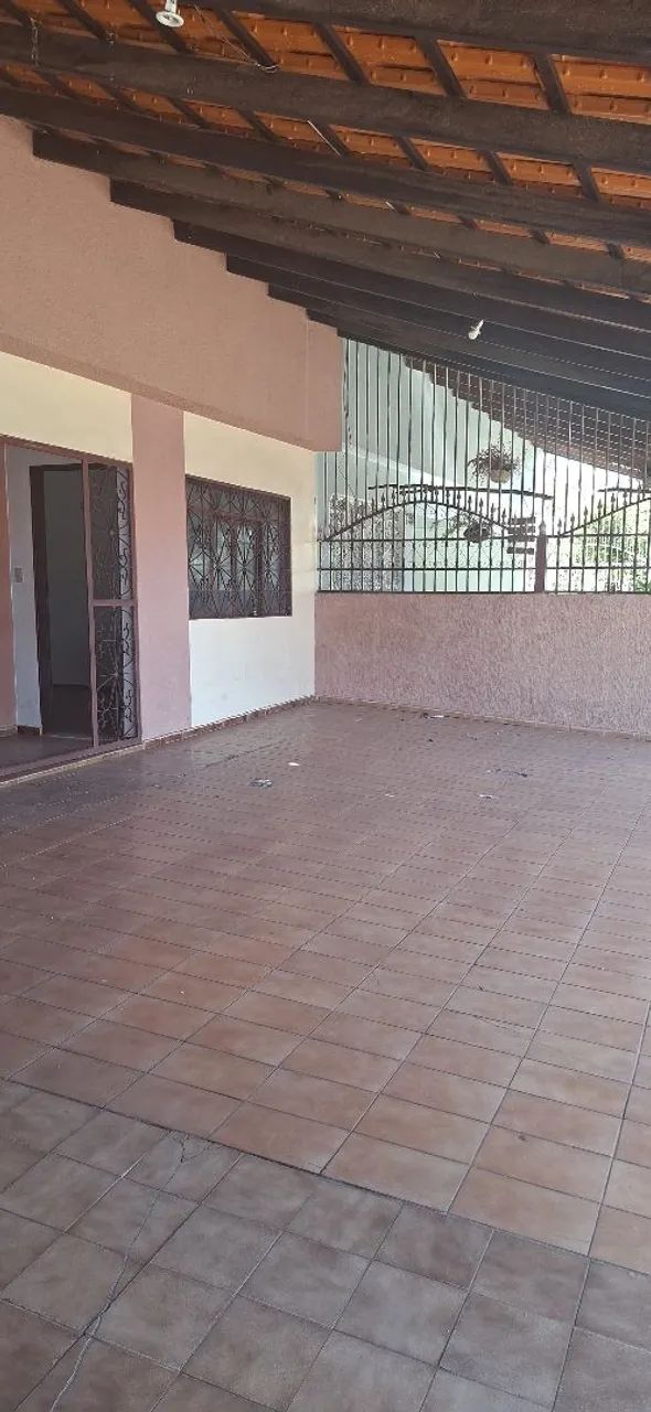 Vendo Casa de 3 quartos no Gama - Foto 3