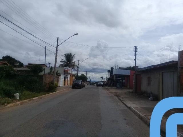 Casa Residencial a venda no setor Caravelas, 3 quartos com suíte, blindex - Foto 4