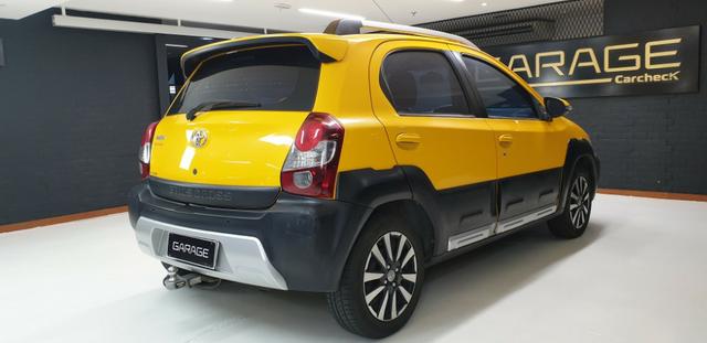 Toyota Etios HB Cross 1.5 Flex 2014/14 - Foto 9