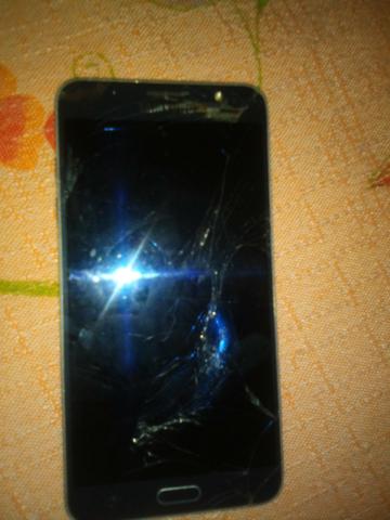 Vendo celular Samsung j7