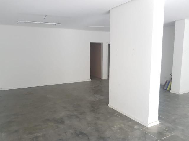 Sala comercial no Centro de Balneário! - Foto 6