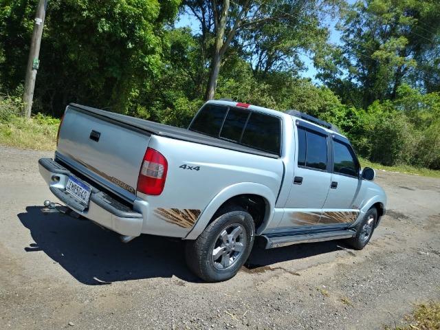 S10 4x4 diesel 2006- aceito troca - Foto 4