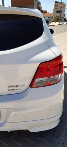 Onix lt /36.000 km