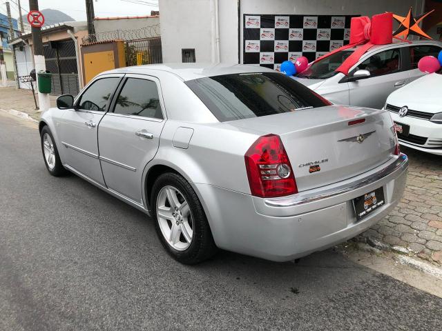 Crysler 300 c v6 ano 2009 lindo (pneus novos ) - Foto 6