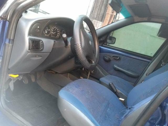 Fiat Palio azul