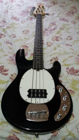 Contrabaixo Tagima Musicman
