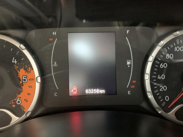 Jeep renegade sport diesel 2016 4x4 c/ bancos em couro extra!!! - Foto 18