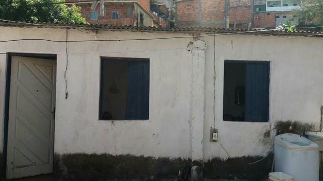 Vendo uma casa no bairro da engomadeira 2/4 sala cozinha banheiro - Foto 2