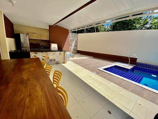 Casa com 4/4 , piscina com espaço gourmet, varanda - Foto 6
