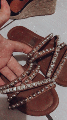 Roupas e calçados Seminovos - Foto 3