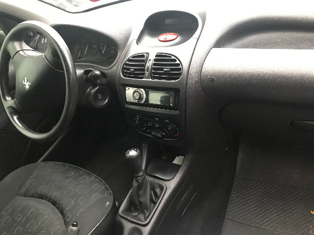 Peugeot Presence 206 Ano 2007 - Foto 5
