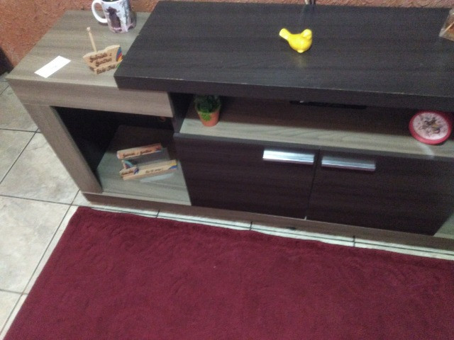 Sofá e um Rack - Foto 4