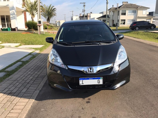 Honda FIT 1.4 LX 8V - 2014 / Impecável / Abaixo da FIPE / Manual, chave reserva, top