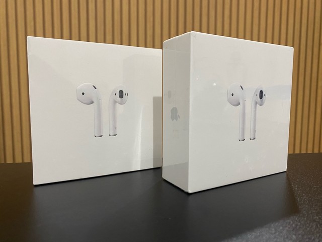 Fone de ouvido original Apple AirPods 2 geração 