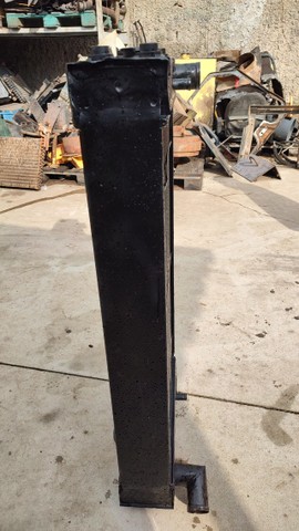 Radiador Komatsu D61 usado e revisado em bom estado - Foto 4