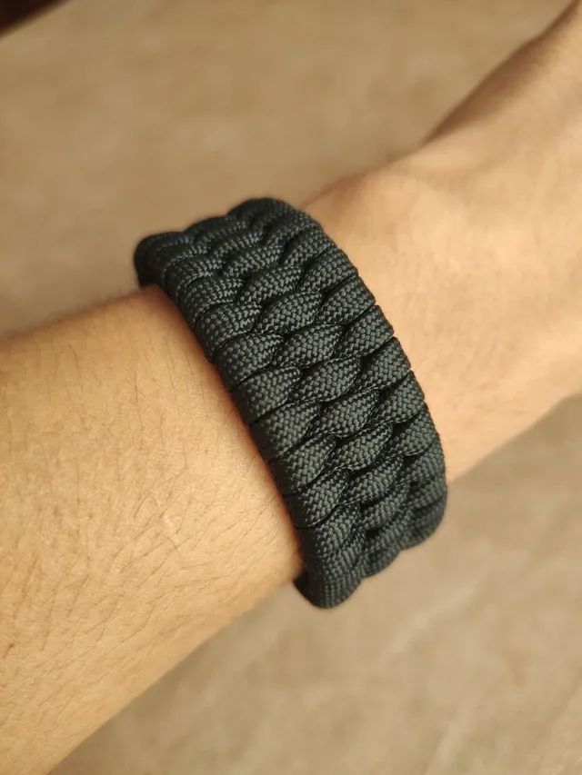 Bracelete de Corda Paracord modelo Trilobite - Estilo Militar Feito à Mão
