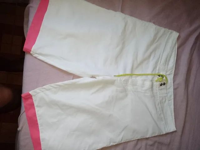 Bermudas variadas 