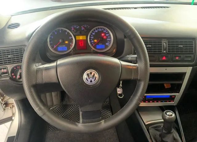 Vendo golf 2010