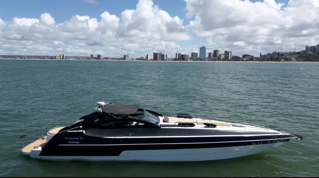 Lancha Offshore 55 pés 100% reformada 2023 - Foto 3