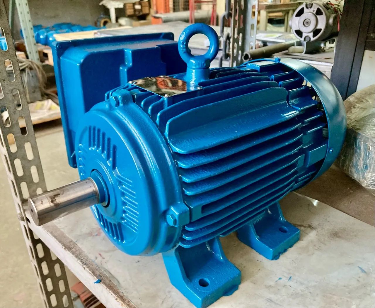 Motor Weg 3 Cv baixa rotação monofásico blindado  - Foto 3