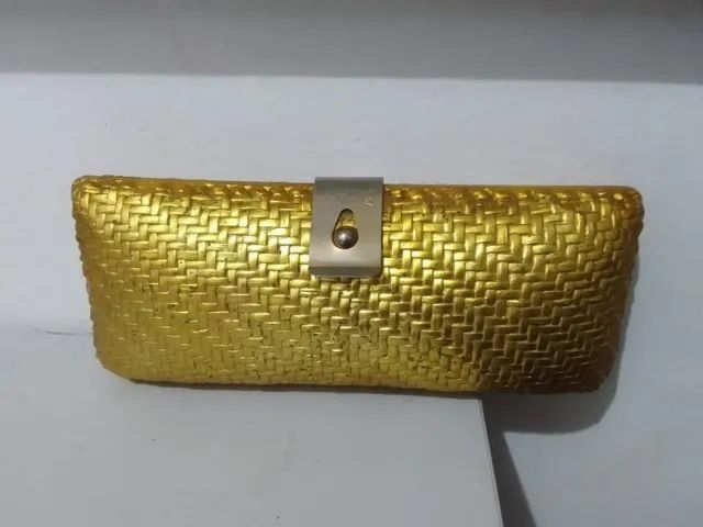 Bolsa antiga de metal