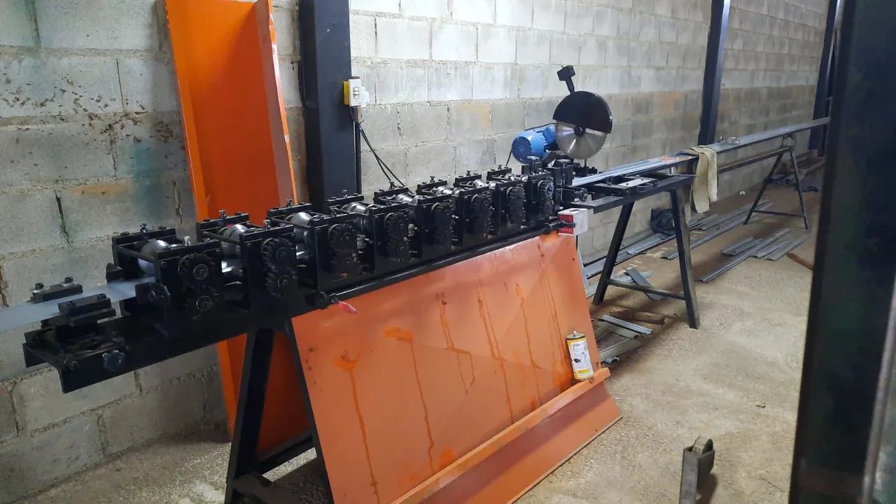 Máquina perfiladeira porta Automática  - Foto 2