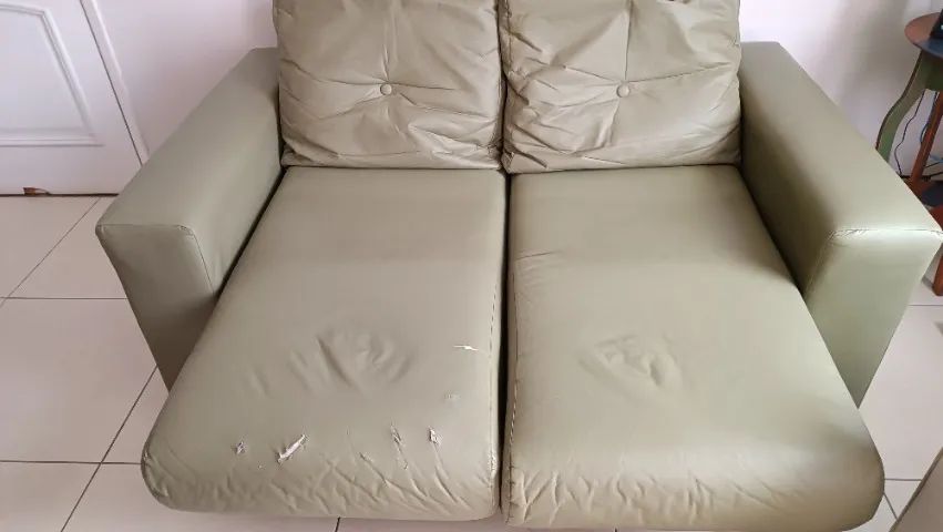 Sofá 02 lugares (no estado, mais barato da OLX) - Foto 3