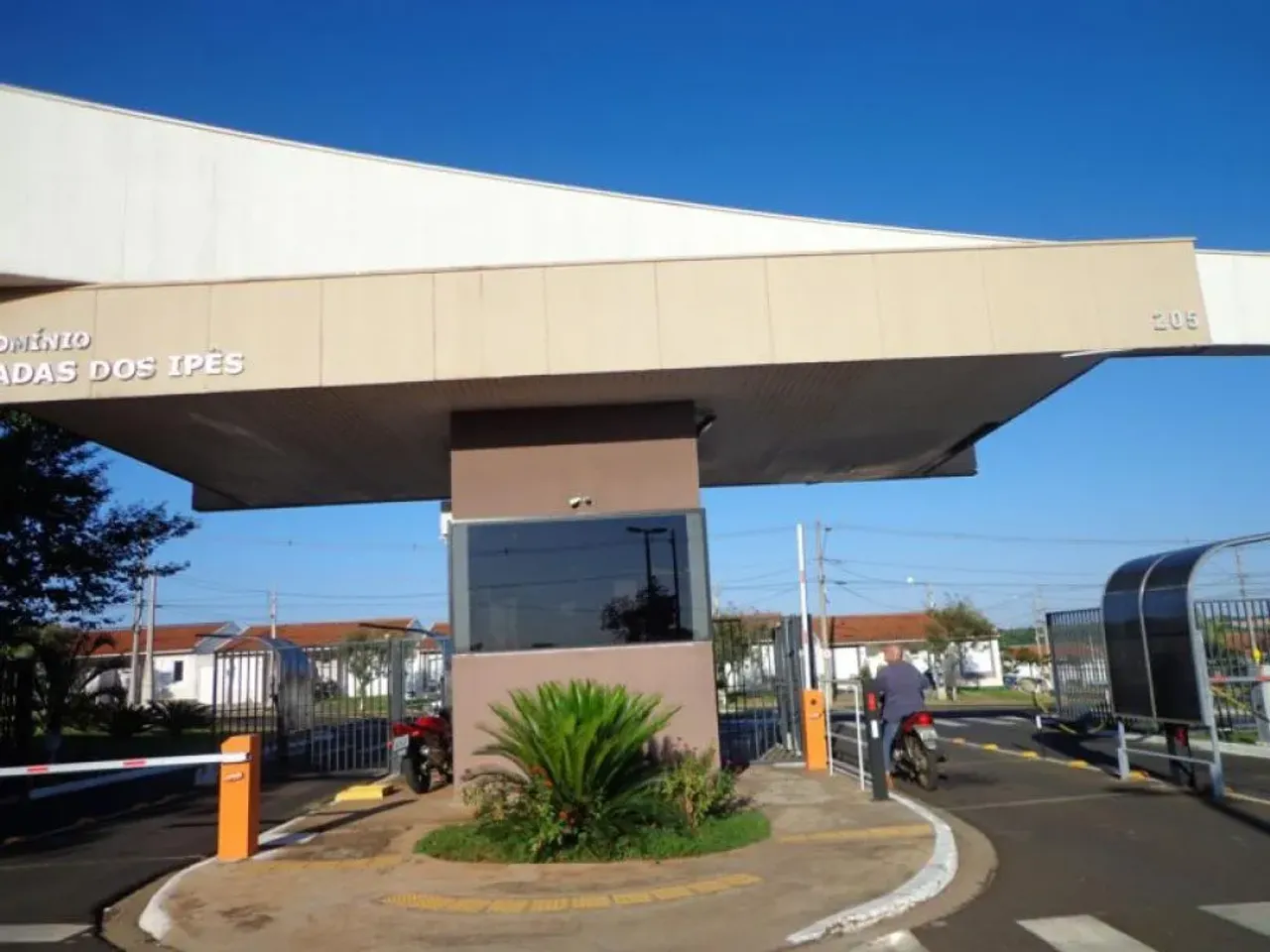Condominio Morada dos Ipês casa de 2 dormitórios