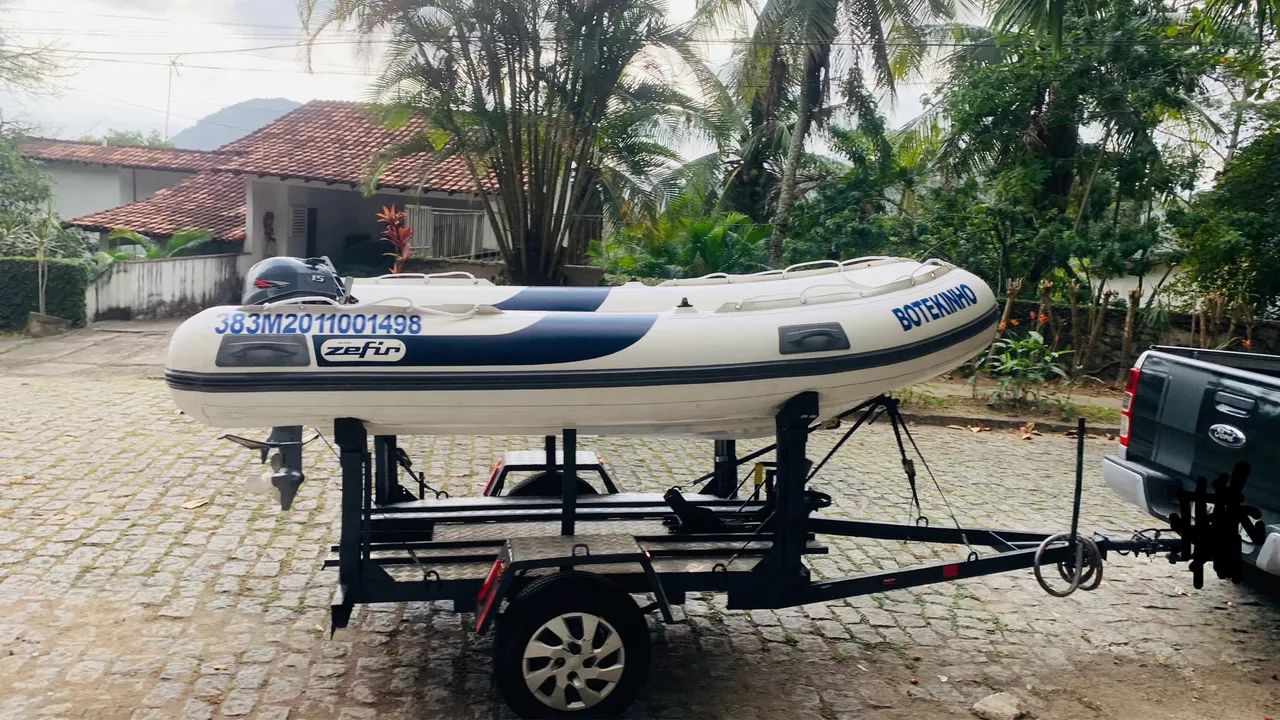 BOTE INFLÁVEL - ESTADO DE NOVO, COMO MOSTRAM AS FOTOS