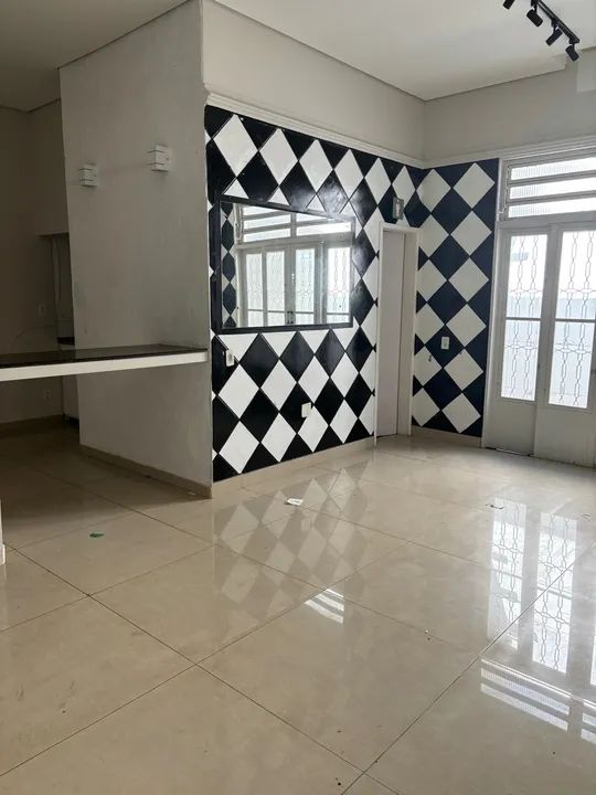 Sala Comercial 100 mt2 em frente Atlético Depósito ou Estúdio ou Restaurante Perto Pça A