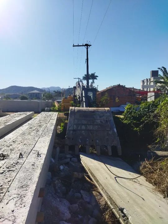 ESCAVADEIRA VOLVO EC210BLC - Foto 2