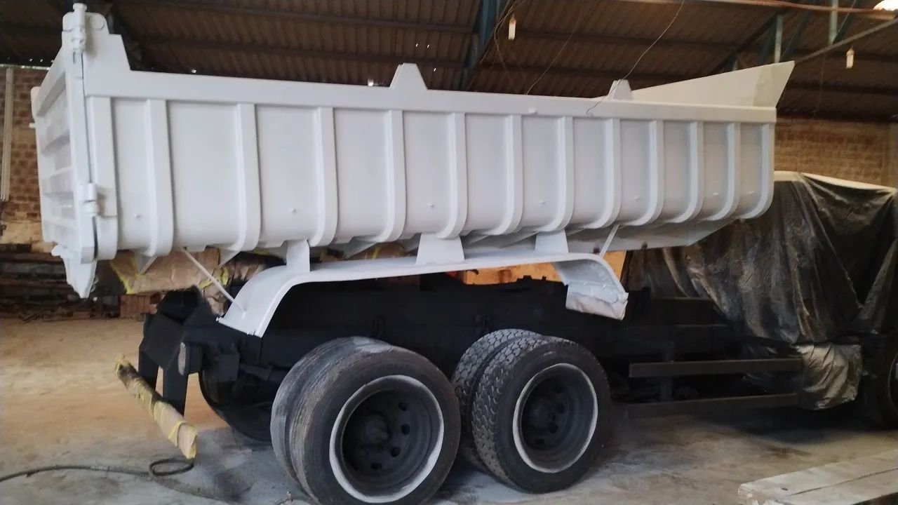 Caminhão truck caçamba 12 cúbicos motor caixa 1630 cabine e caixa nova Eaton box - Foto 4