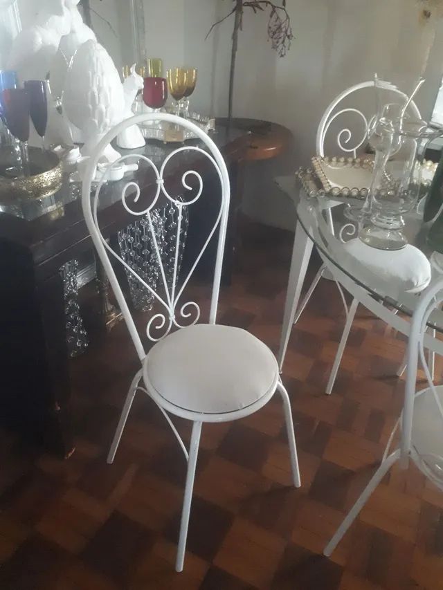Cadeiras de Ferro Brancas Várias Nesse Modelo - Foto 2