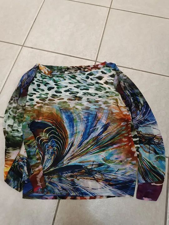 Blusa estampada manga longa