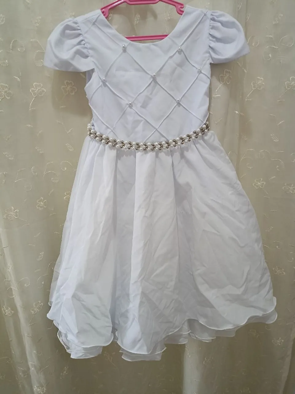 Vestido Branco Infantil Festa - Elegância e Charme.Veste tamanho 2 e 3 anos.