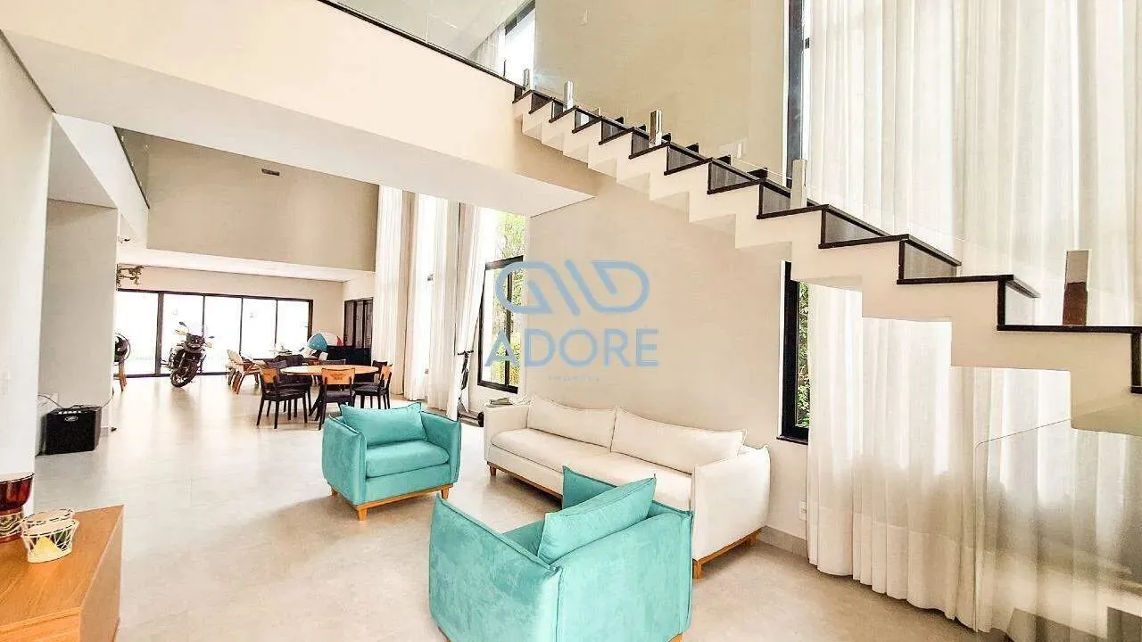 Sobrado maravilhoso na melhor localização do Condominio Portal dos Bandeirantes - Salto SP
