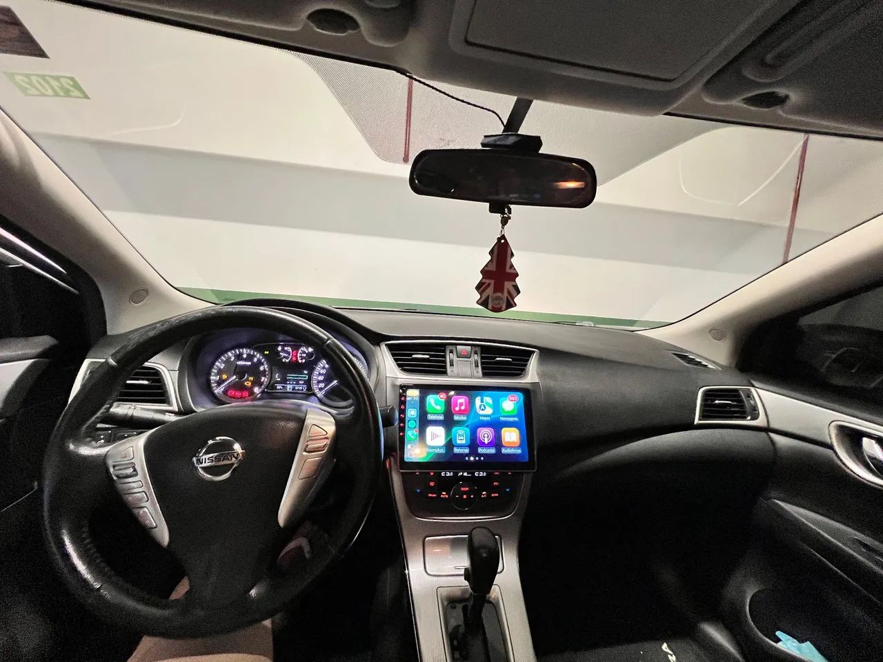Vende se esse Nissan sentra lindo carro muito econômico chama no ZAP *