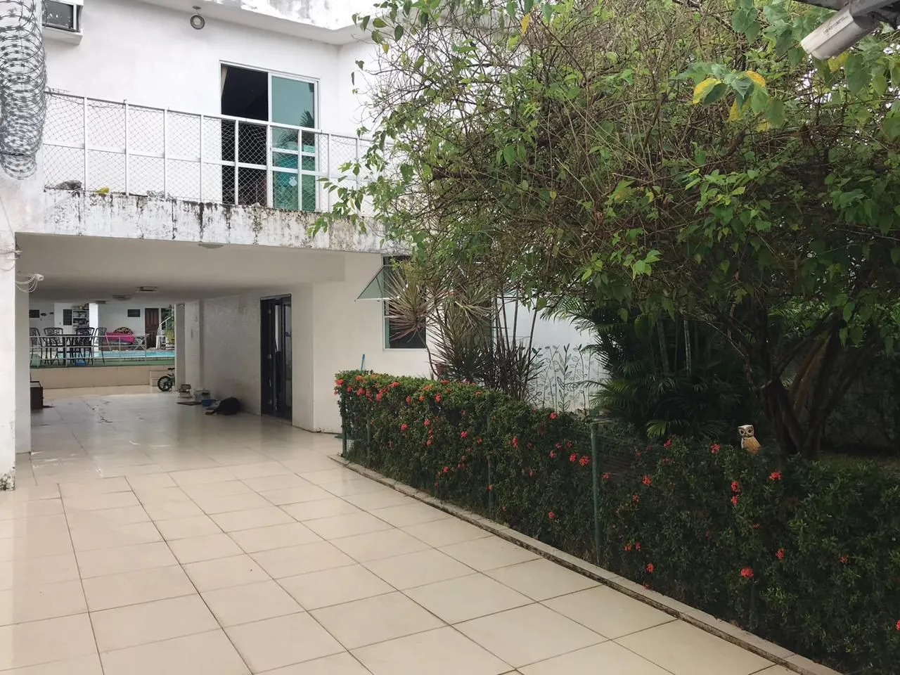 Casa próximo ao Hospital Veredas com 03 Suites