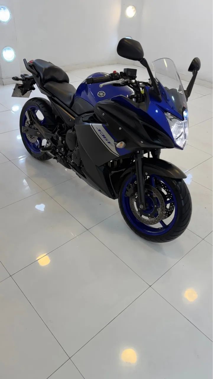 Yamaha XJ6 F 2015 - Foto 4