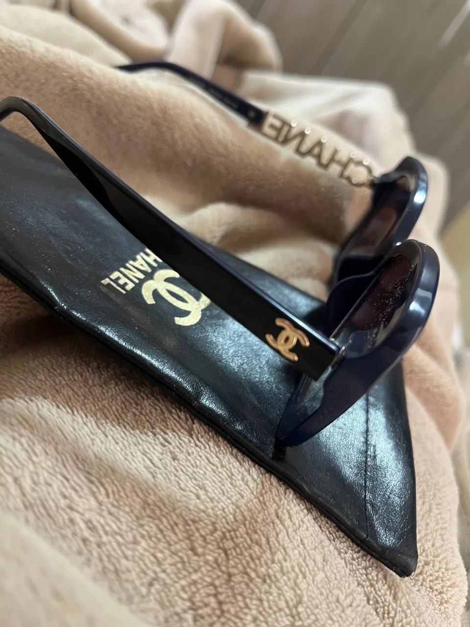 Óculos Chanel com Strass Original - Foto 2