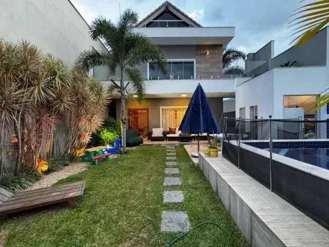 Imóvel para aluguel e venda possui 300 metros quadrados com 3 quartos