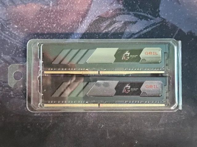 ? Memória RAM GEIL Phantom Gaming 16GB (2x8GB) 3000MHz - Usada e Funcionando!