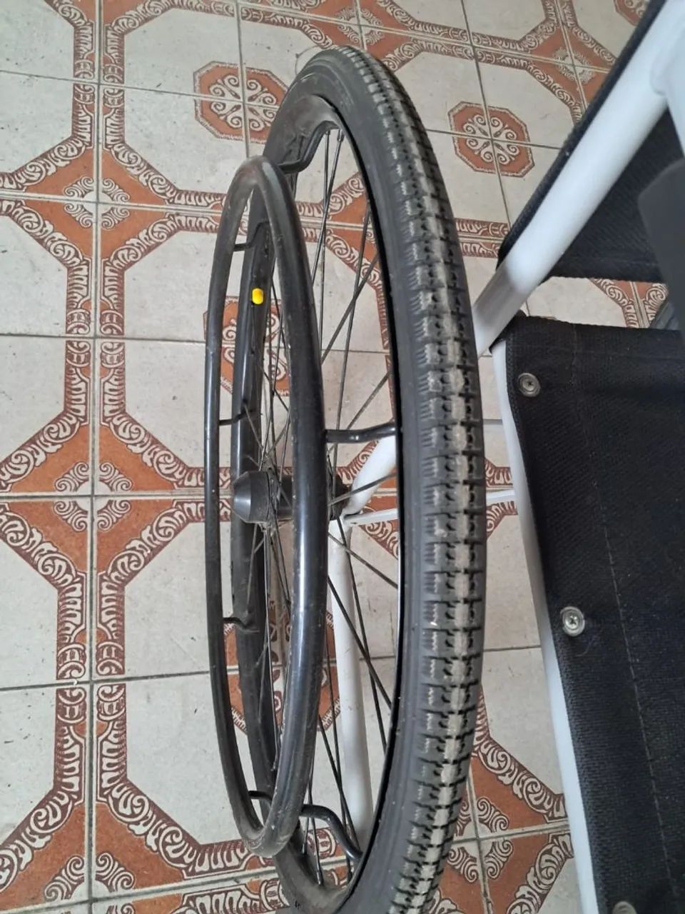 Cadeira de roda em perfeito estado  - Foto 5