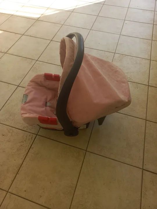 Cadeirinha de bebê conforto burigoto usado para menina - Foto 2