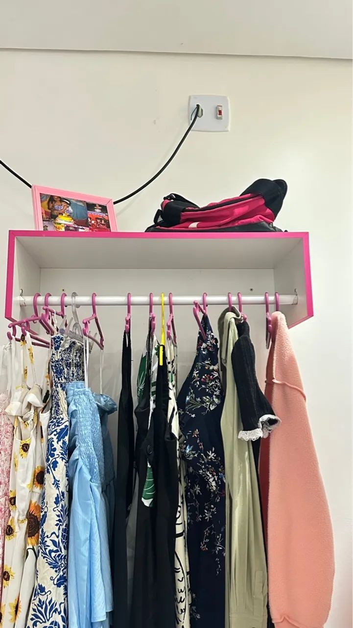 Arara de parede rosa  - Foto 2